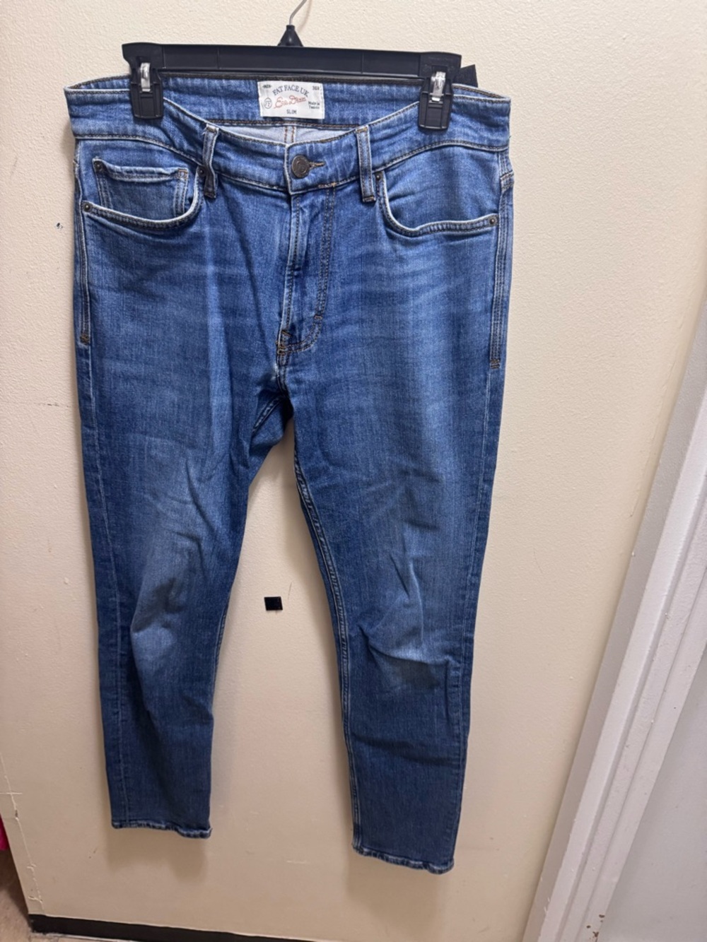 Fat Face Men’s Slim Straight Jeans - Medium Blue Wash size 30R